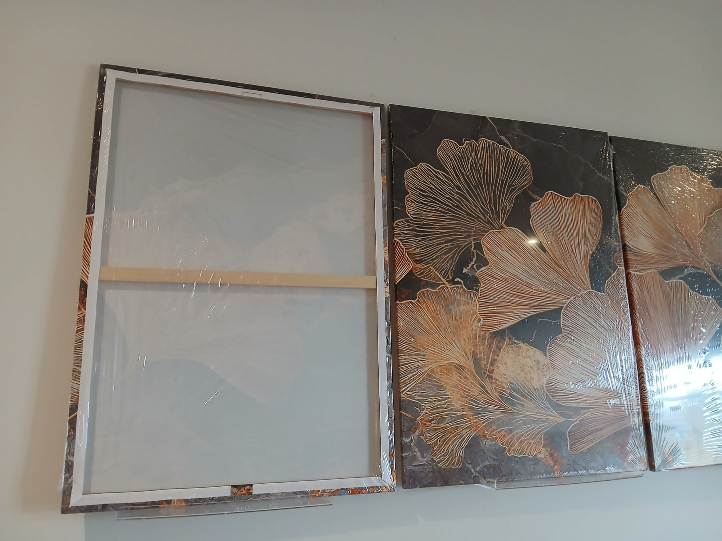 Black & Gold Ginkgo Leaves Canvas Print Wall Art