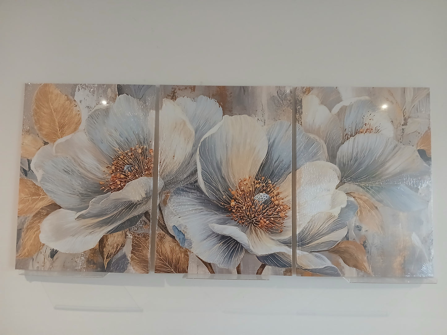 Elegant Blue Floral Canvas Wall Art – Gold Accent Modern Botanical Print