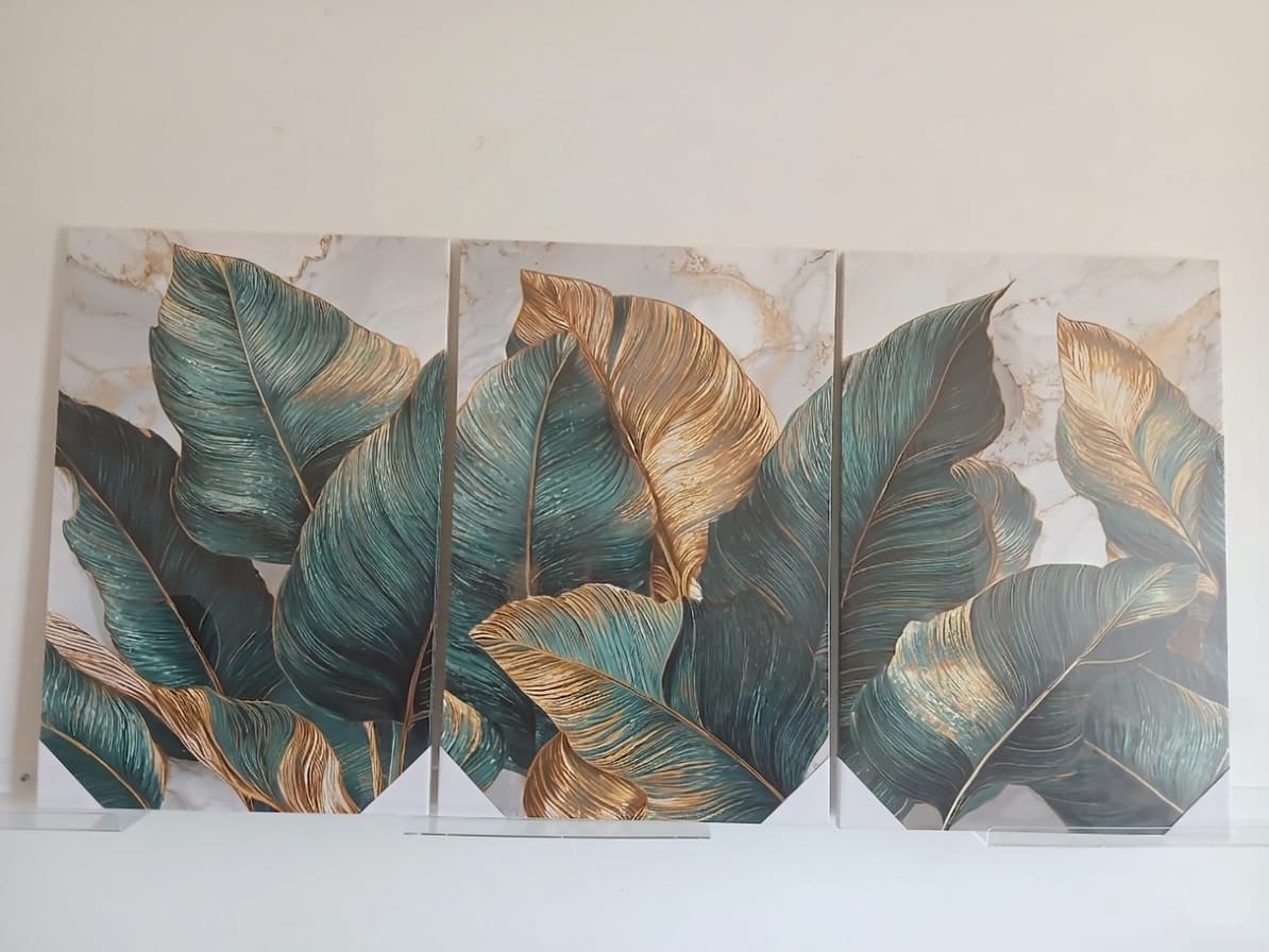 Tropical Monstera & Palm Wall Art – Green & Gold Luxury Botanical Canvas Set