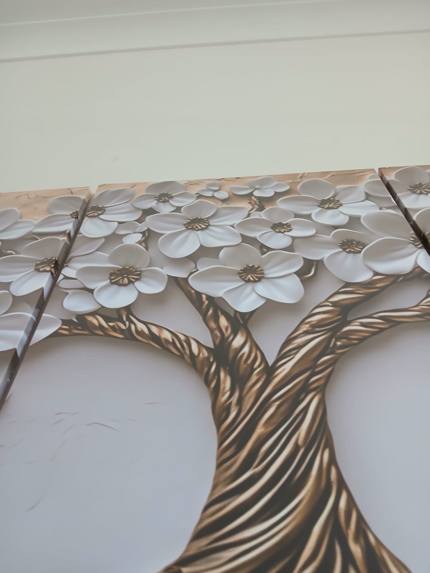 Abstract Tree of Life Wall Art – Modern Floral Gold Accent Décor