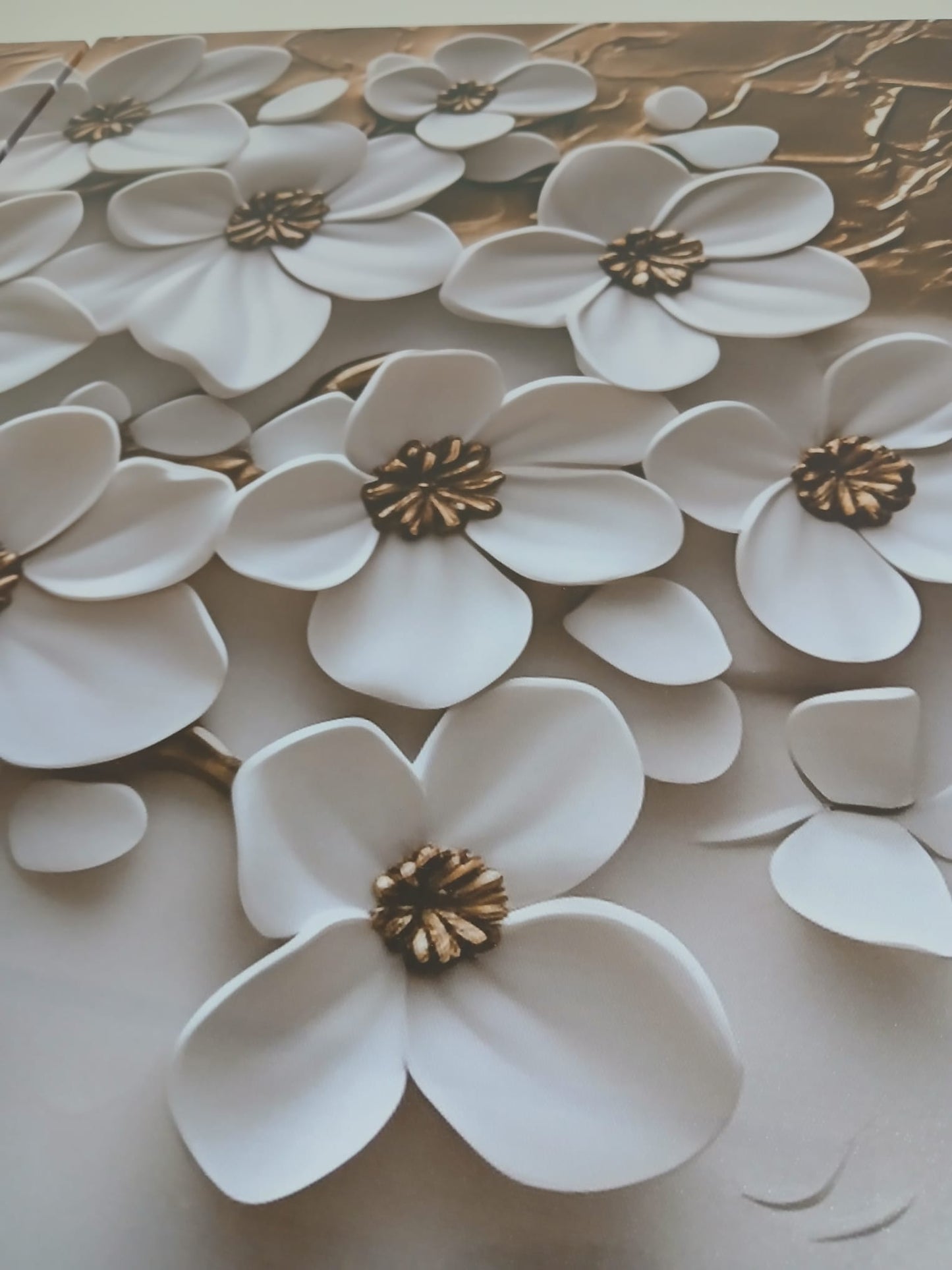 Abstract Tree of Life Wall Art – Modern Floral Gold Accent Décor