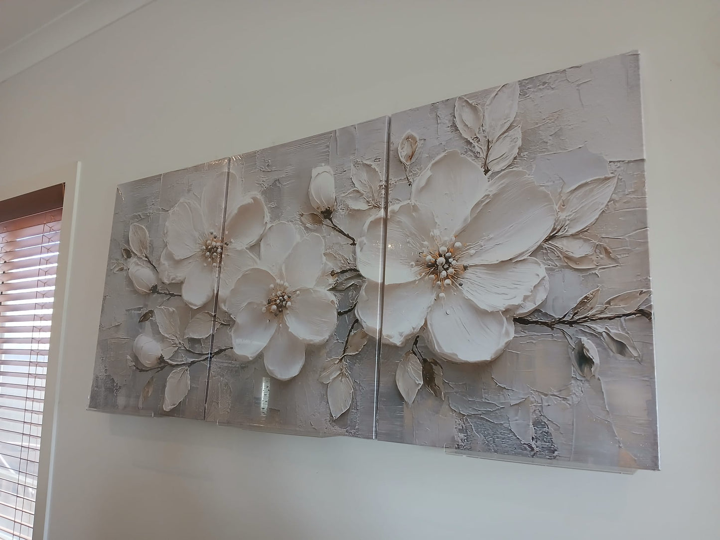 Classic White Flower Canvas Print Wall Art Set
