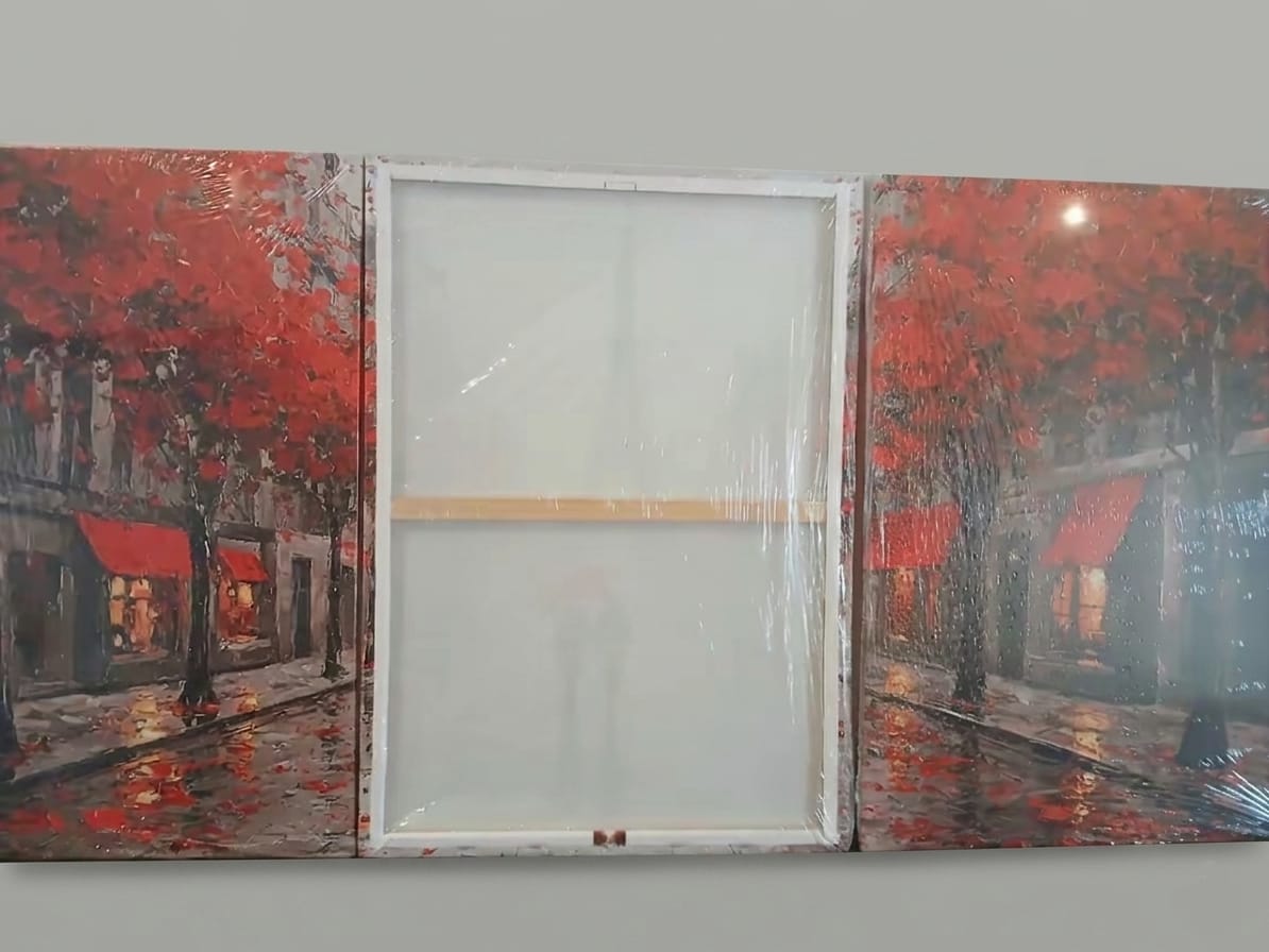 Romantic Paris Rainy Street Canvas Print Wall Art – Vintage Autumn Scene