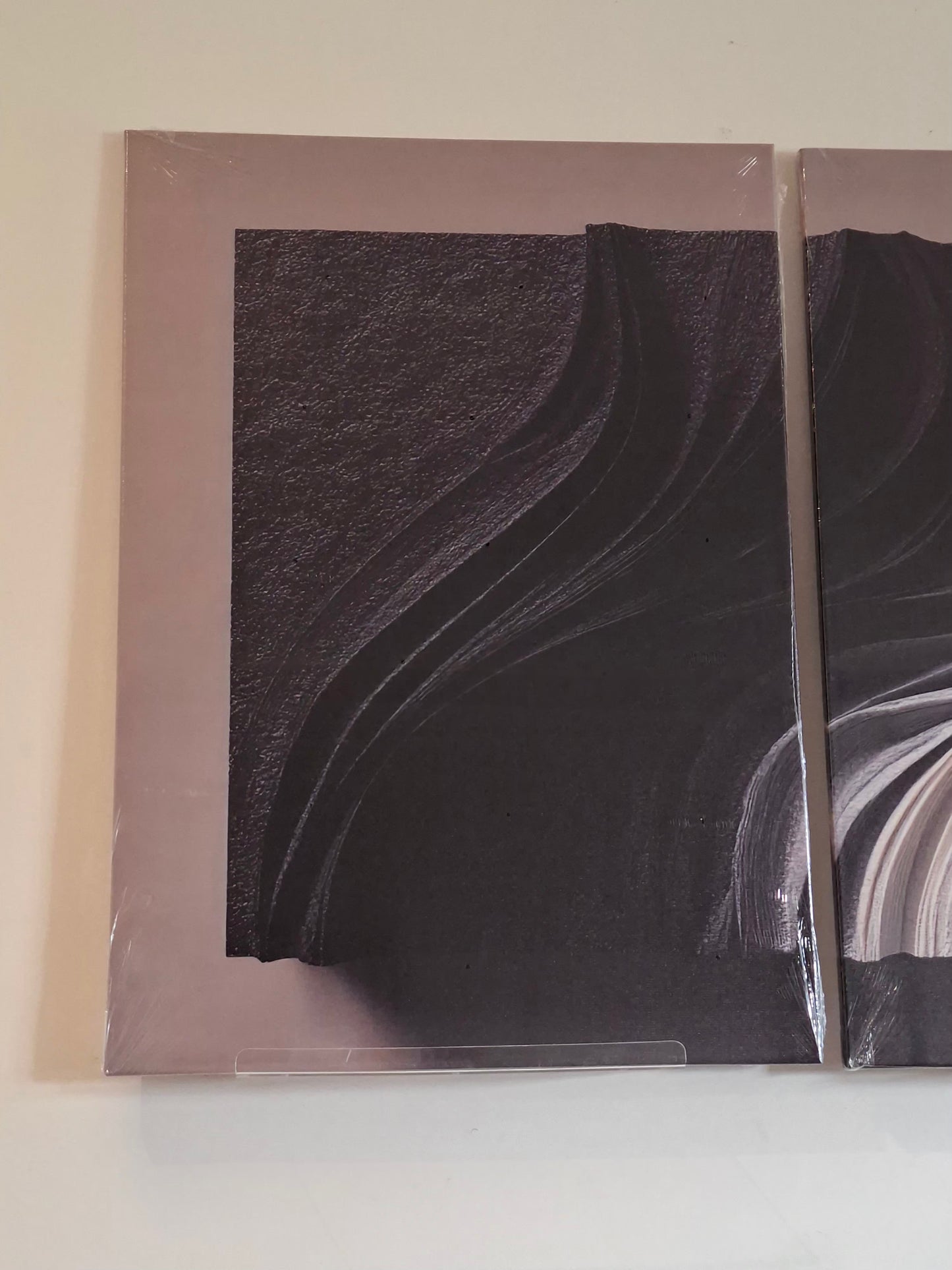 Monochrome Wave Texture Look Wall Art Set