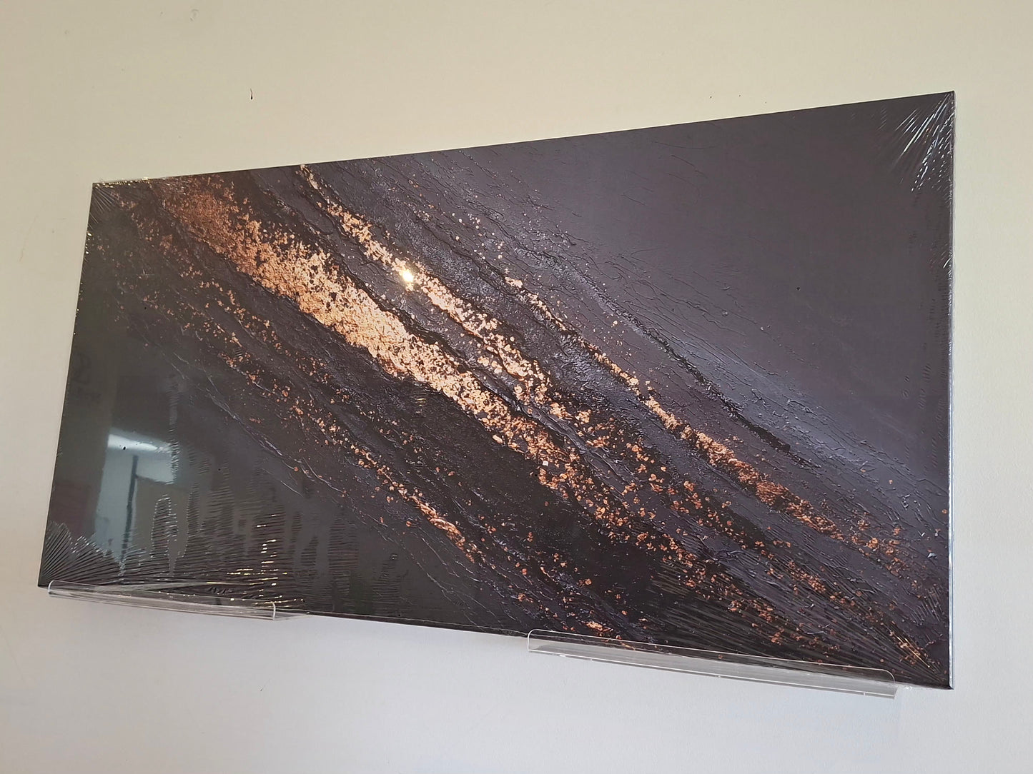 Dark Luxury Canvas Wall Art – Gold Streak Abstract Elegance