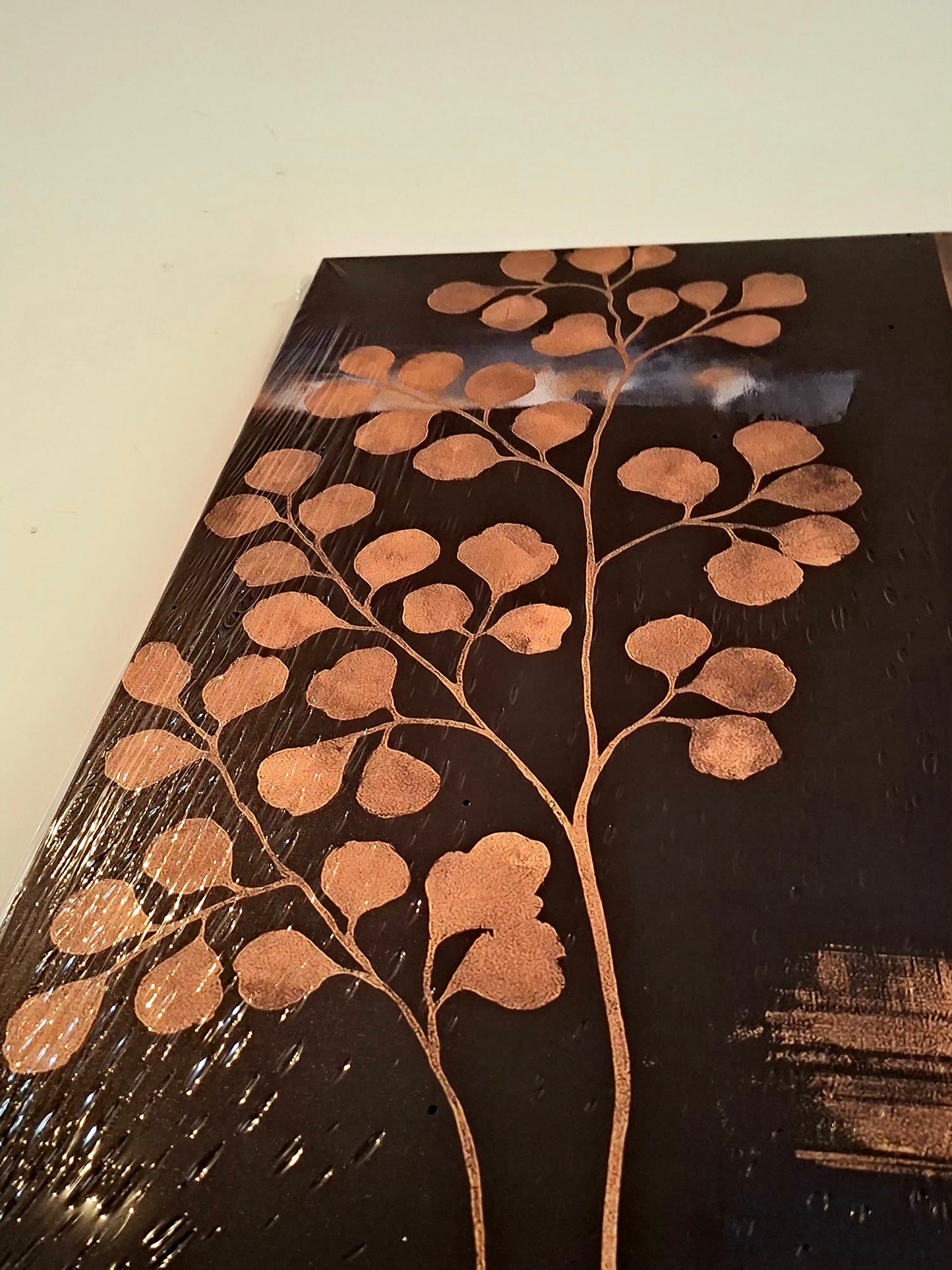 Golden Leaves Canvas Wall Art – Dark Elegant Foliage Décor
