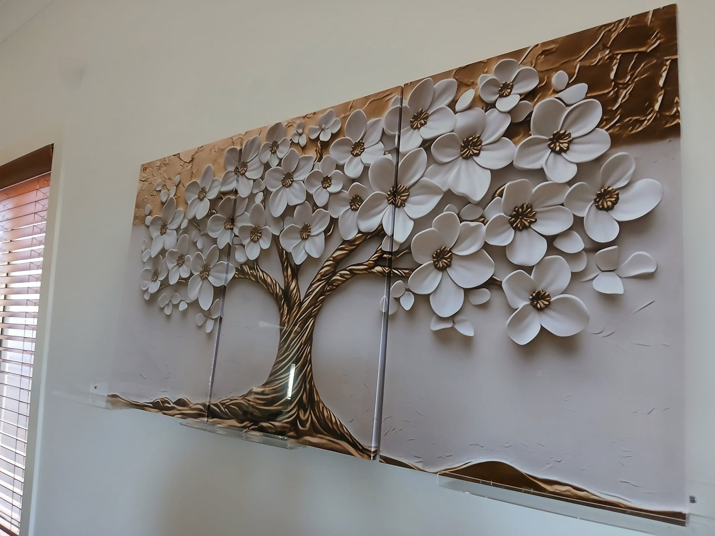Abstract Tree of Life Wall Art – Modern Floral Gold Accent Décor