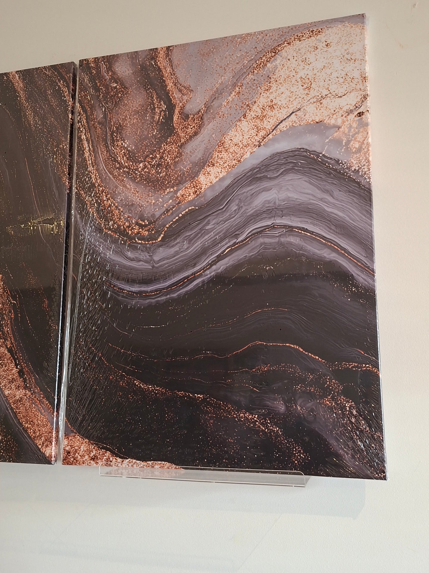 Golden Abstract Wall Art – Luxury Flowing Line Canvas Set