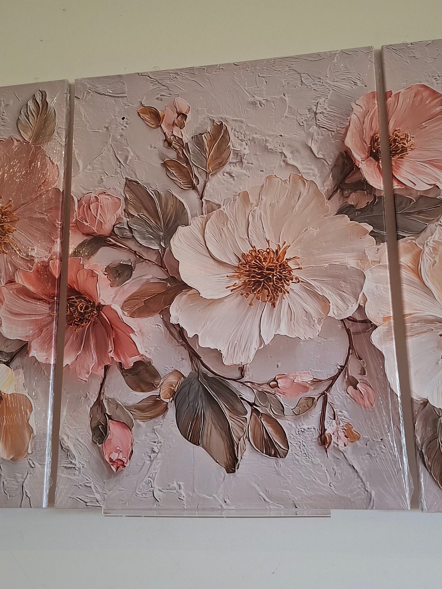 Soft Pink Floral Canvas Wall Art – Romantic Pastel Elegance Décor