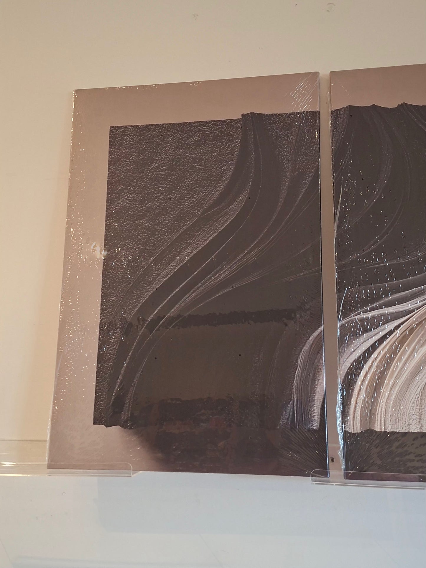 Monochrome Wave Texture Look Wall Art Set