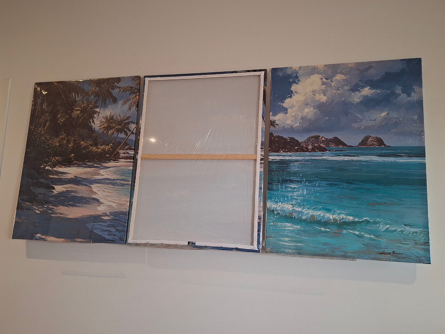 Tropical Beach Wall Art – Palm Trees & Ocean Waves Canvas Set