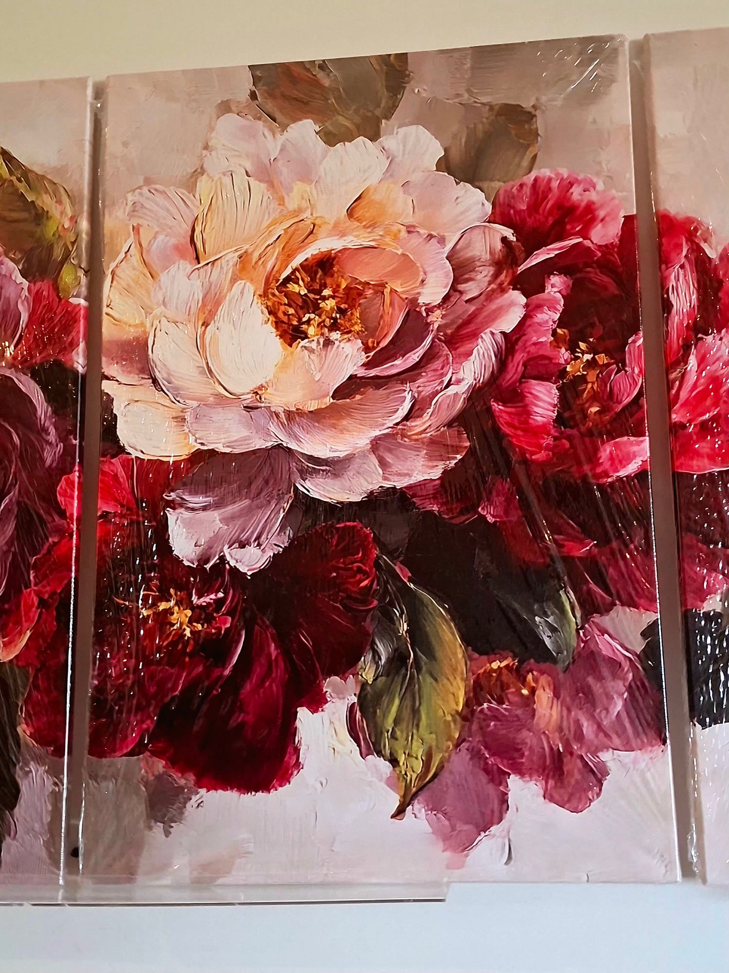 Soft Pink Floral Canvas Wall Art – Romantic Spring Bloom Décor
