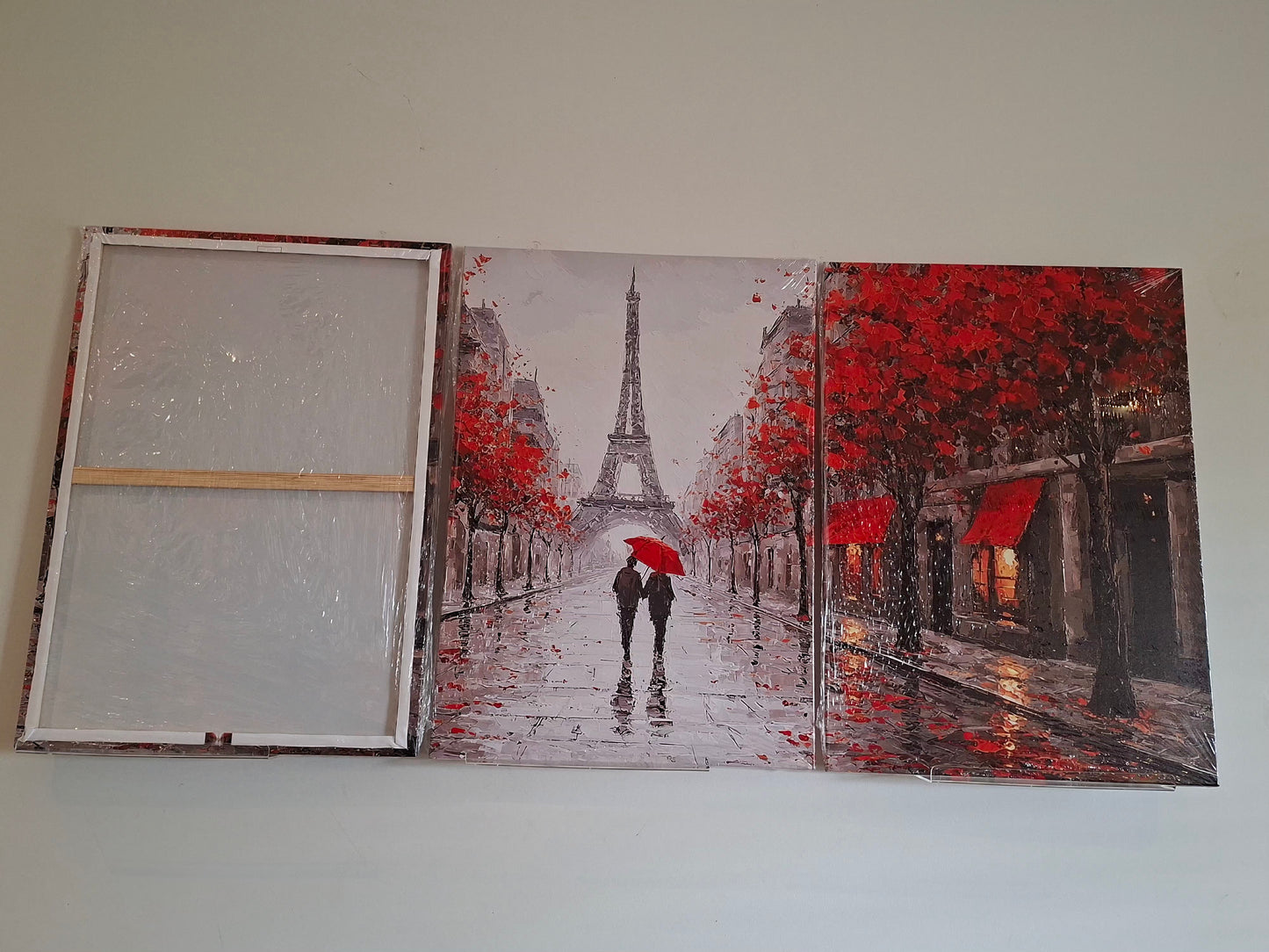 Romantic Paris Rainy Street Canvas Print Wall Art – Vintage Autumn Scene
