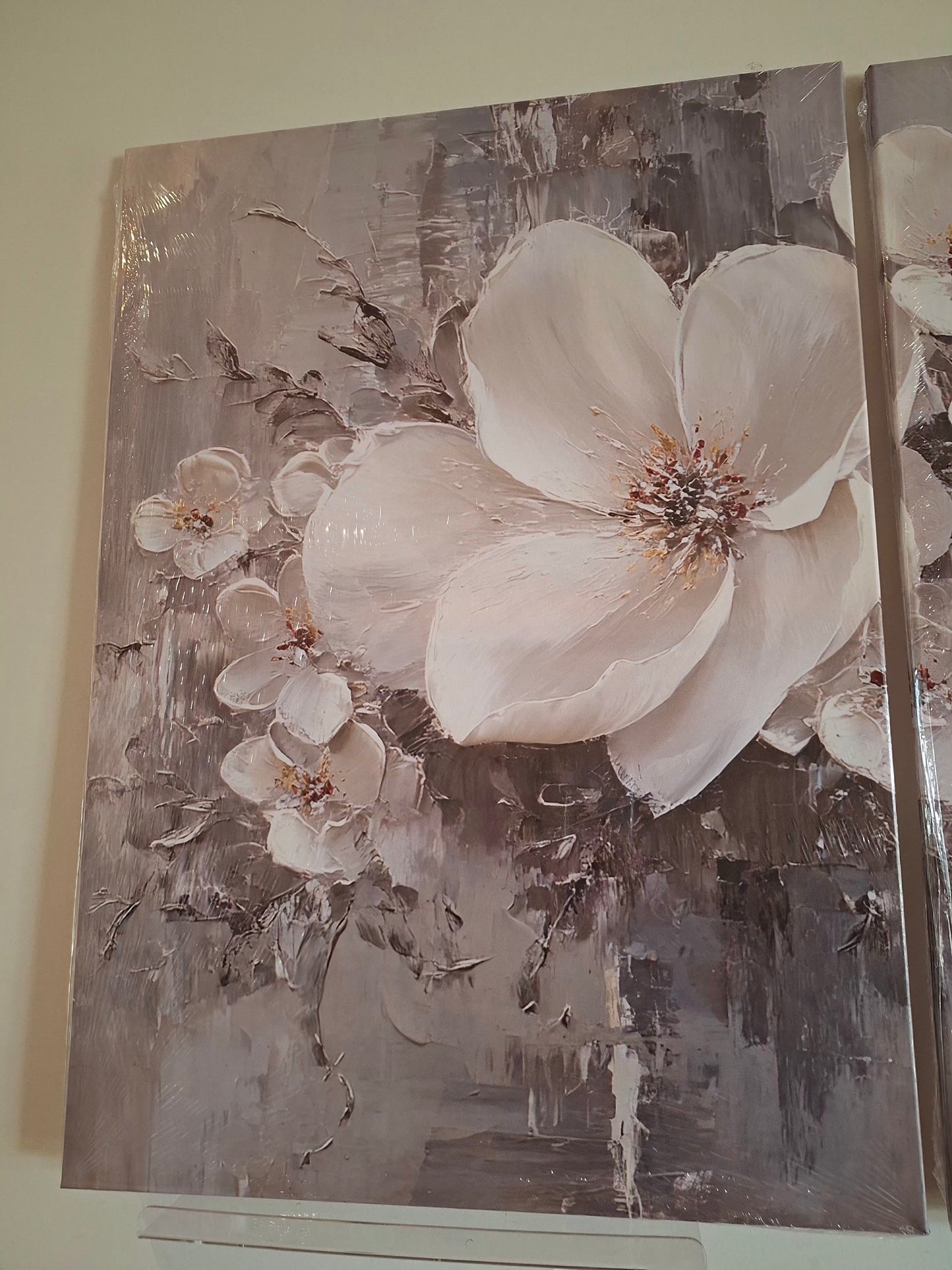Contemporary White Floral Canvas Wall Art – Abstract Botanical Print
