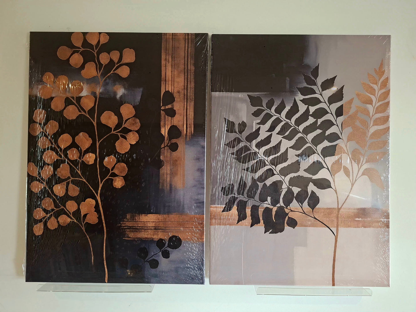Golden Leaves Canvas Wall Art – Dark Elegant Foliage Décor